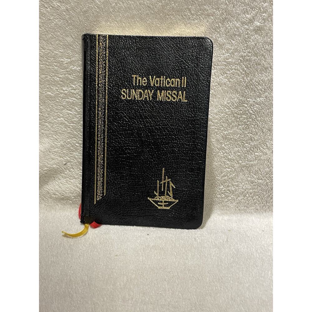 The Vatican II Sunday Missal - 1974 St Paul Edition Leather